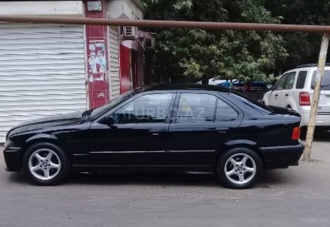 BMW 320 1994, 300,000 km - 2.5 l - Bakı