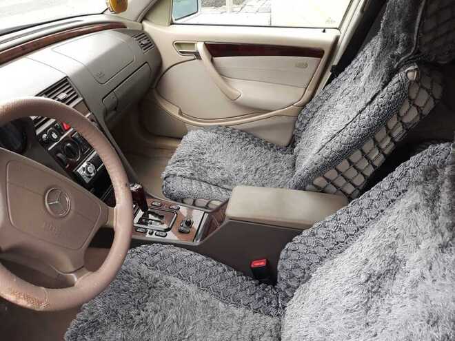 Mercedes C 180 2000, 215,767 km - 1.8 l - Yevlax