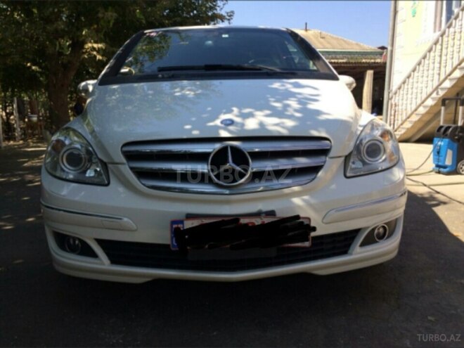 Mercedes B 170 2010, 35,000 km - 1.7 l - Bakı