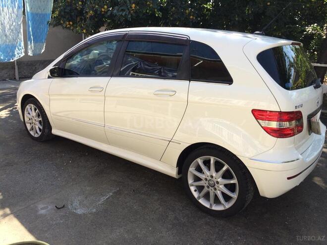 Mercedes B 170 2010, 35,000 km - 1.7 l - Bakı