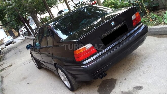 BMW 325 1994, 300,000 km - 2.5 l - Bakı