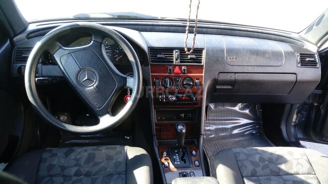 Mercedes C 180 1997, 345,258 km - 1.8 l - Bakı