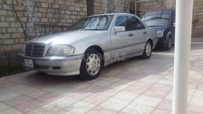 Mercedes C 200 1999, 155,000 km - 0.2 l - Bakı
