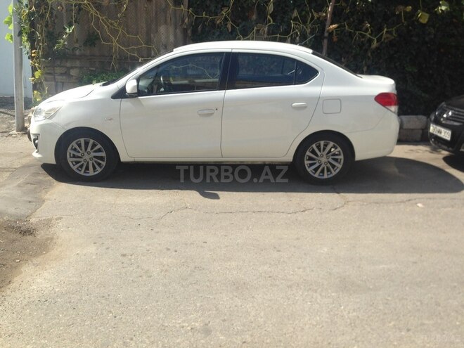Mitsubishi Attrage 2015, 47,000 km - 1.2 l - Bakı