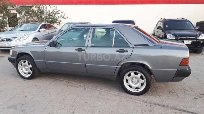 Mercedes 190 1991, 296,000 km - 2.5 л - Xırdalan