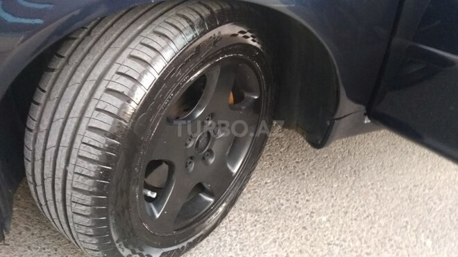 Audi A6 1998, 215,000 km - 2.4 l - Sumqayıt