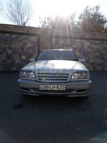Mercedes E 220 2000, 428,128 km - 2.2 l - Bakı