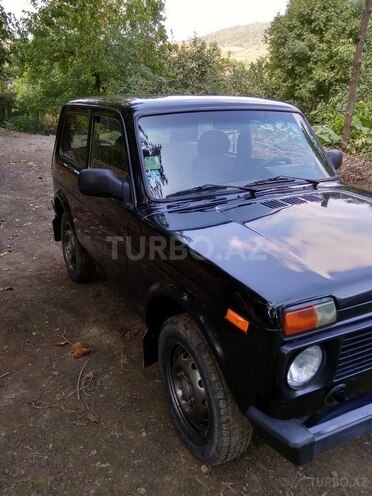 LADA (VAZ) Niva 2007, 110,000 km - 1.7 l - Quba