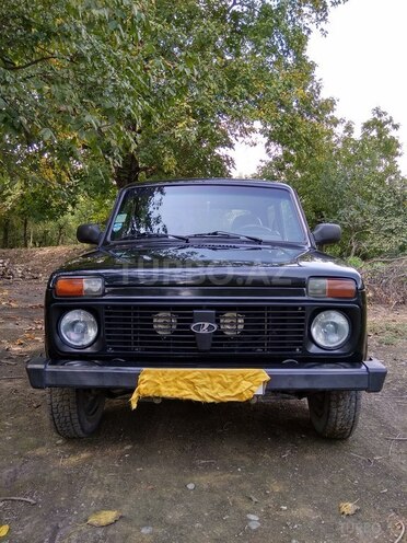 LADA (VAZ) Niva 2007, 110,000 km - 1.7 l - Quba