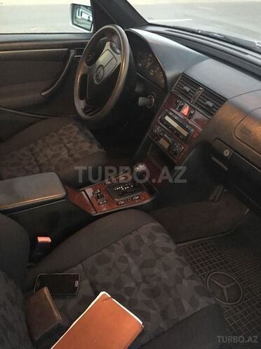 Mercedes C 180 1998, 233,200 km - 1.8 l - Bakı