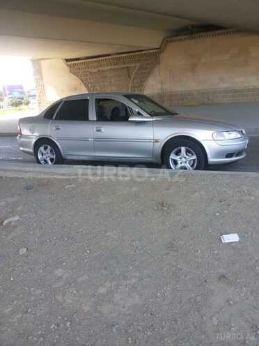Opel Vectra 1998, 225,000 km - 1.8 л - Bakı