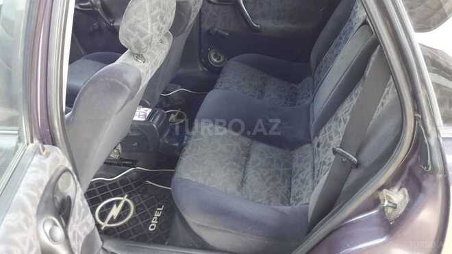 Opel Vectra 1995, 501,000 km - 2.0 l - Bakı