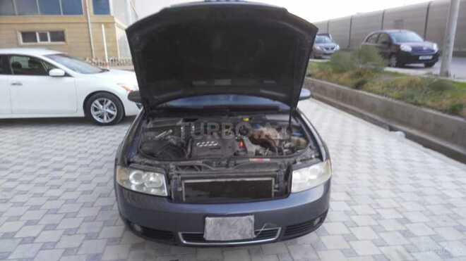 Audi A4 2003, 320,000 km - 1.8 l - Bakı