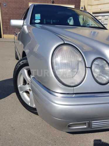 Mercedes E 240 1999, 276,000 km - 2.4 л - Gəncə