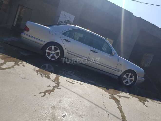 Mercedes E 240 1999, 276,000 km - 2.4 л - Gəncə