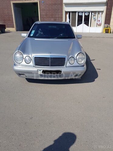 Mercedes E 240 1999, 276,000 km - 2.4 л - Gəncə
