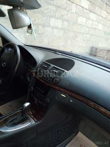 Mercedes E 220 2003, 285,000 km - 2.2 l - Bakı
