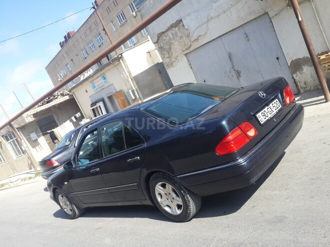 Mercedes E 200 1996, 256,352 km - 2.0 l - Bakı