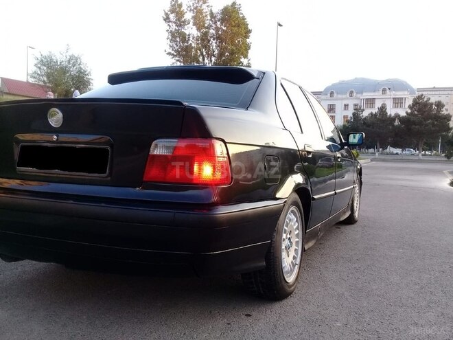 BMW 316 1994, 326,500 km - 1.6 l - Sumqayıt