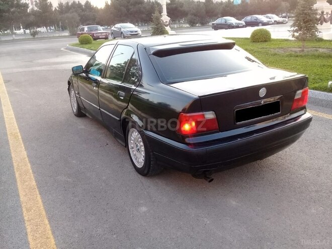 BMW 316 1994, 326,500 km - 1.6 l - Sumqayıt
