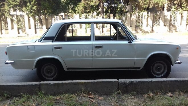 LADA (VAZ) 21011 1982, 250,000 km - 1.3 l - Mingəçevir