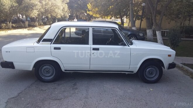 LADA (VAZ) 2107 2001, 125,000 km - 1.6 л - Bakı