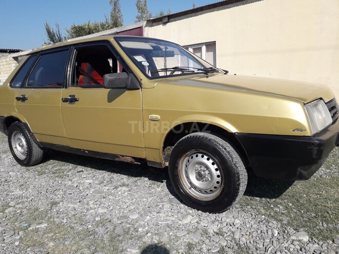 LADA (VAZ) 21099 2000, 250,000 km - 1.5 l - Ucar