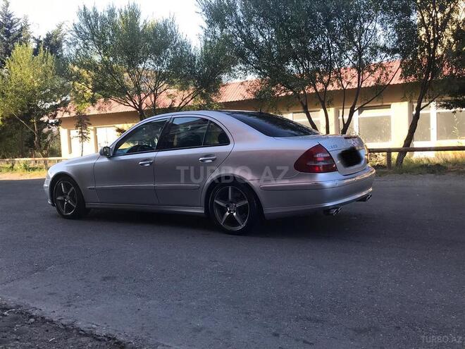 Mercedes E 320 2003, 181,000 km - 3.2 l - Xırdalan