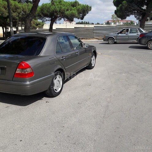 Mercedes C 180 1993, 297,000 km - 1.8 l - Bakı