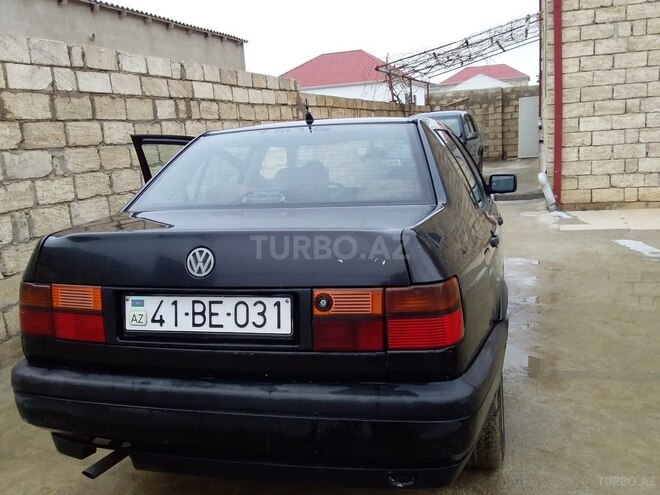 Volkswagen Vento 1995, 500,000 km - 1.8 l - Bakı
