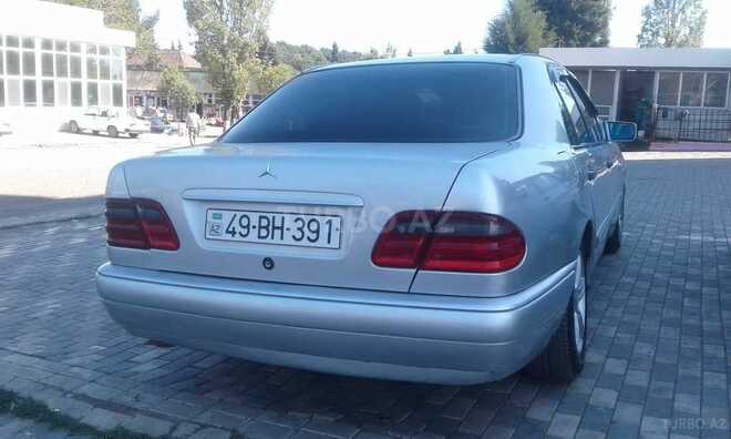 Mercedes E 240 1998, 368,000 km - 2.4 l - Masallı