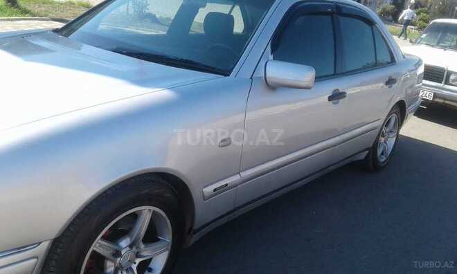 Mercedes E 240 1998, 368,000 km - 2.4 l - Masallı