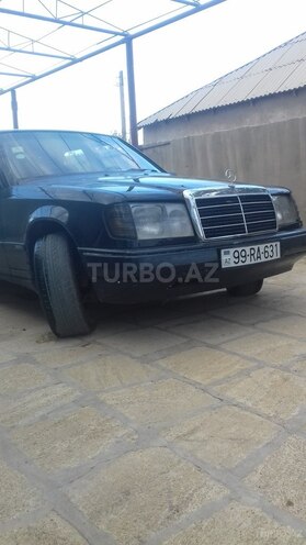 Mercedes E 200 1990, 315,000 km - 0.2 l - Bakı
