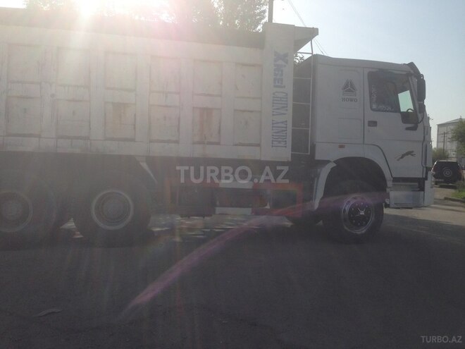 HOWO Sinotruk 2013, 380,000 km - 9.5 l - Lənkəran