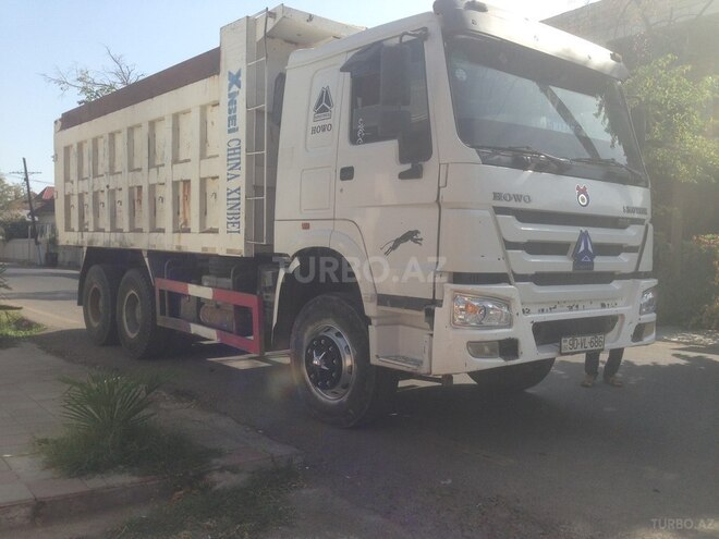 HOWO Sinotruk 2013, 380,000 km - 9.5 l - Lənkəran