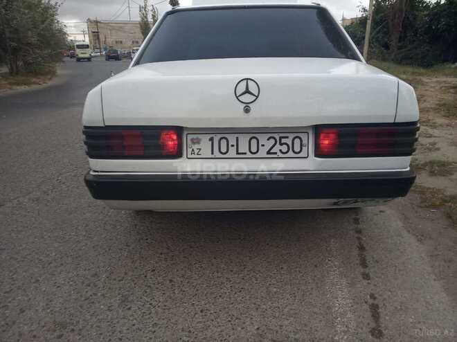 Mercedes 190 1989, 300,000 km - 2.5 l - Sumqayıt