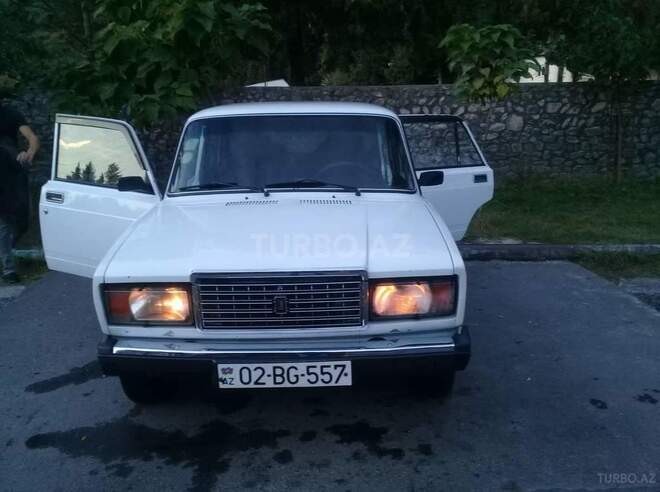 LADA (VAZ) 2107 1999, 120,000 km - 1.6 л - Qax