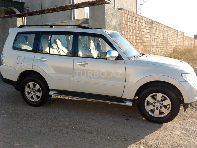 Mitsubishi Pajero 2008, 125,000 km - 3.2 л - Naxçıvan