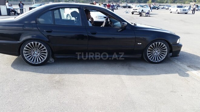 BMW 528 1998, 232,000 km - 0.3 l - Bakı