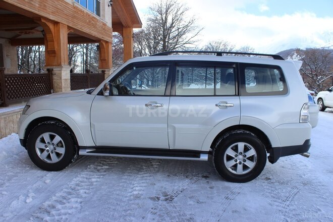 Mitsubishi Pajero 2008, 125,000 km - 3.2 л - Naxçıvan