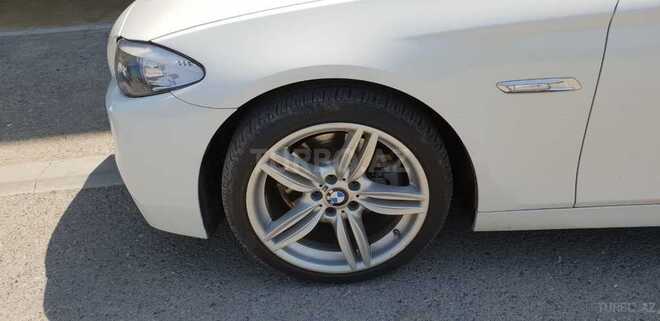 BMW 528 2013, 93,000 km - 0.2 л - Gəncə