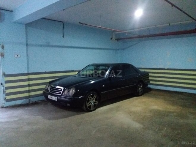 Mercedes E 320 1996, 210,000 km - 0.3 l - Bakı