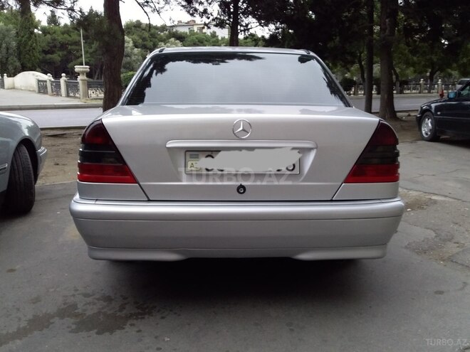 Mercedes C 220 1999, 395,000 km - 2.2 l - Bakı