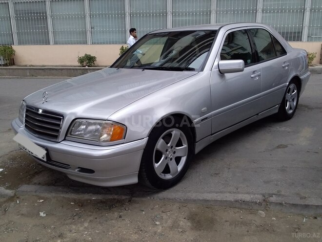 Mercedes C 220 1999, 395,000 km - 2.2 l - Bakı