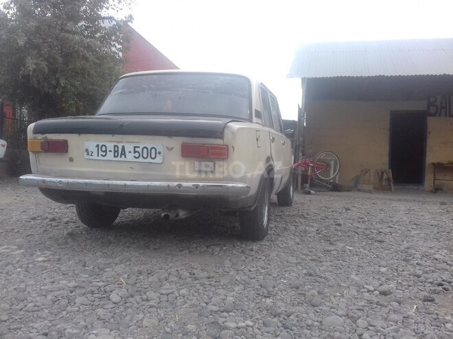 LADA (VAZ) 21011 1979, 350,000 km - 1.3 л - Saatlı