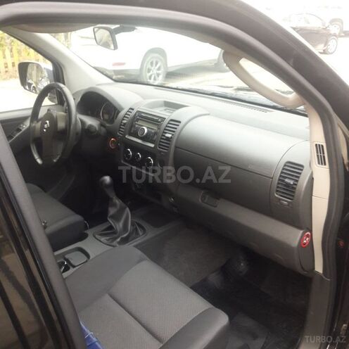 Nissan Navara 2014, 154,000 km - 2.5 л - Bakı