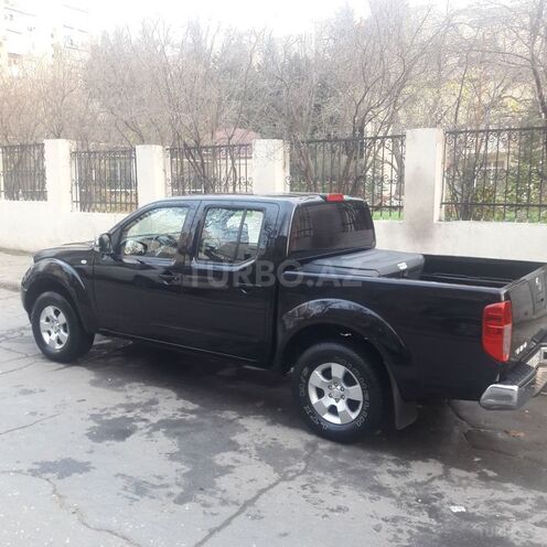 Nissan Navara 2014, 154,000 km - 2.5 л - Bakı
