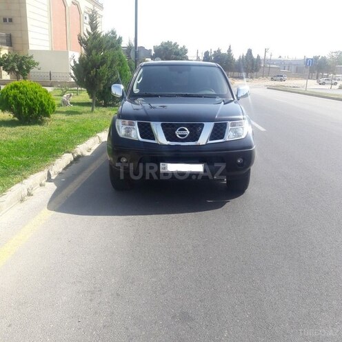 Nissan Navara 2014, 154,000 km - 2.5 л - Bakı