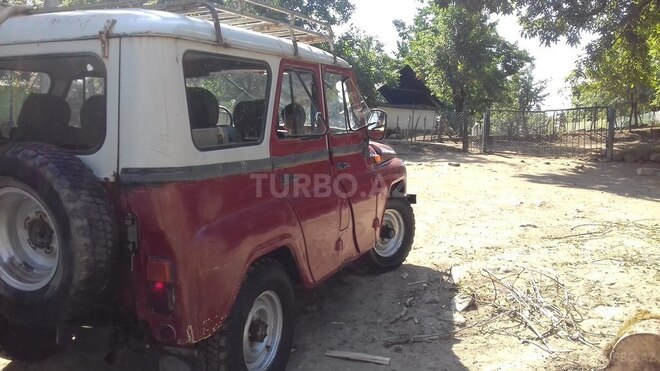 UAZ  1998, 250,000 km - 2.5 l - Lerik