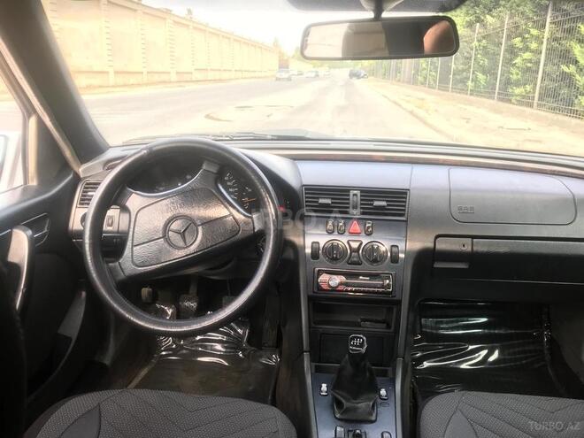 Mercedes C 220 2000, 450,000 km - 2.0 л - Xırdalan